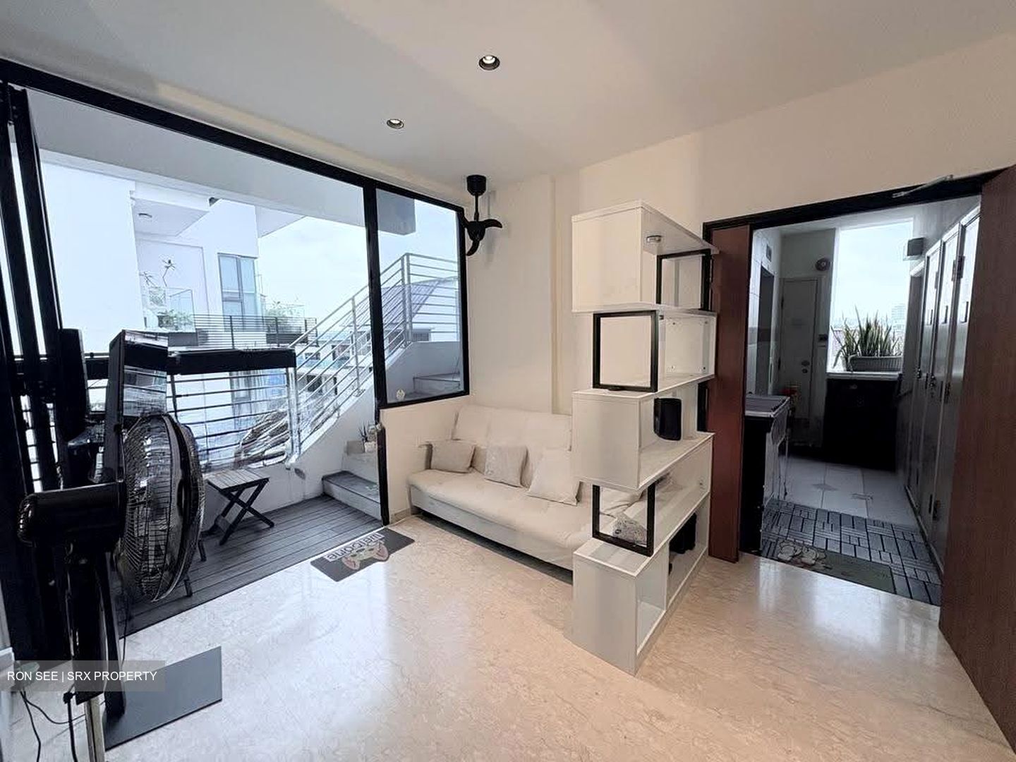The Sunniflora (D15), Apartment #637833331